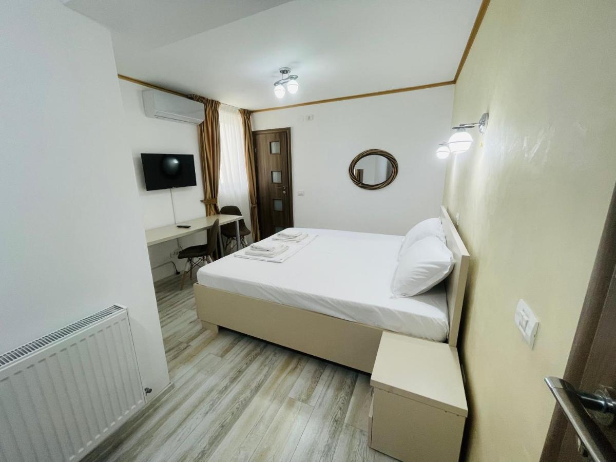 Hotel Marina Srl Bukurešť Exteriér fotografie