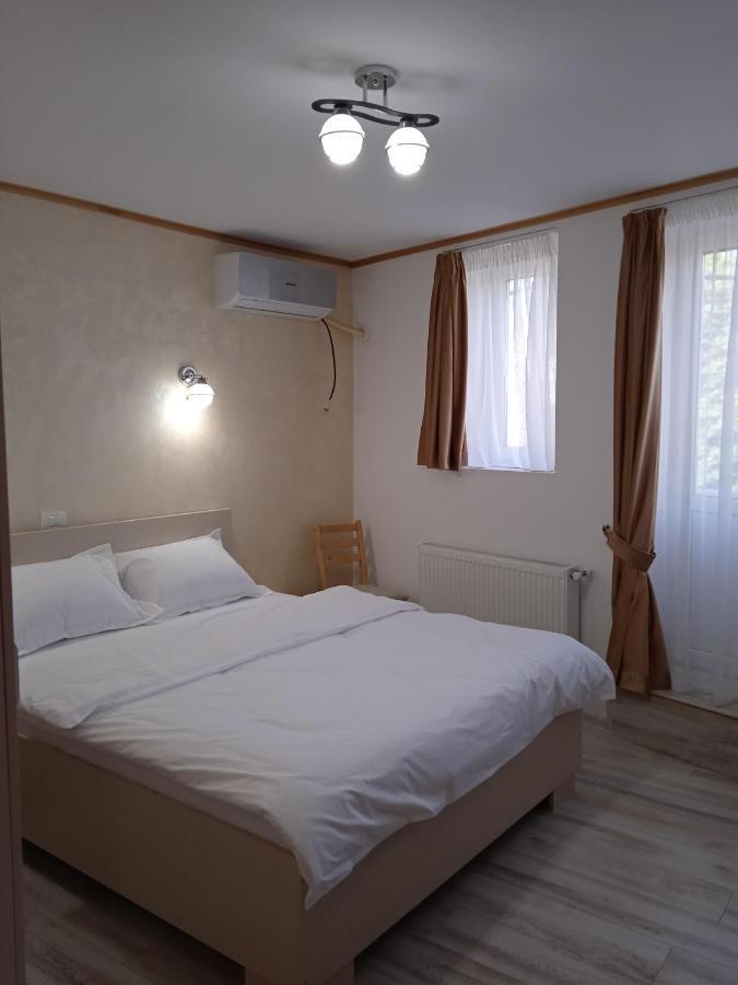 Hotel Marina Srl Bukurešť Exteriér fotografie