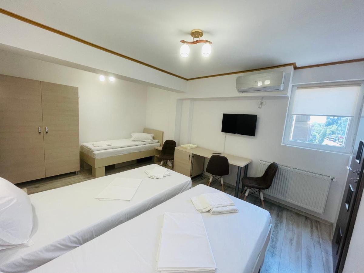 Hotel Marina Srl Bukurešť Exteriér fotografie